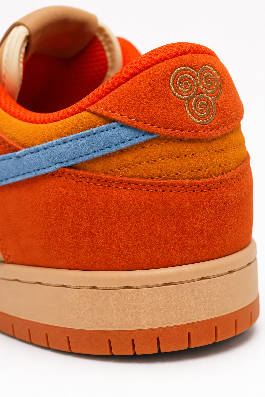 PRE-ORDER: AANG SNEAKER