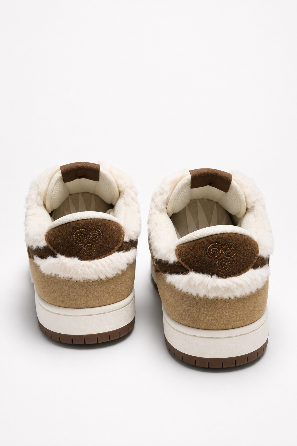 PRE-ORDER: APPA SNEAKER